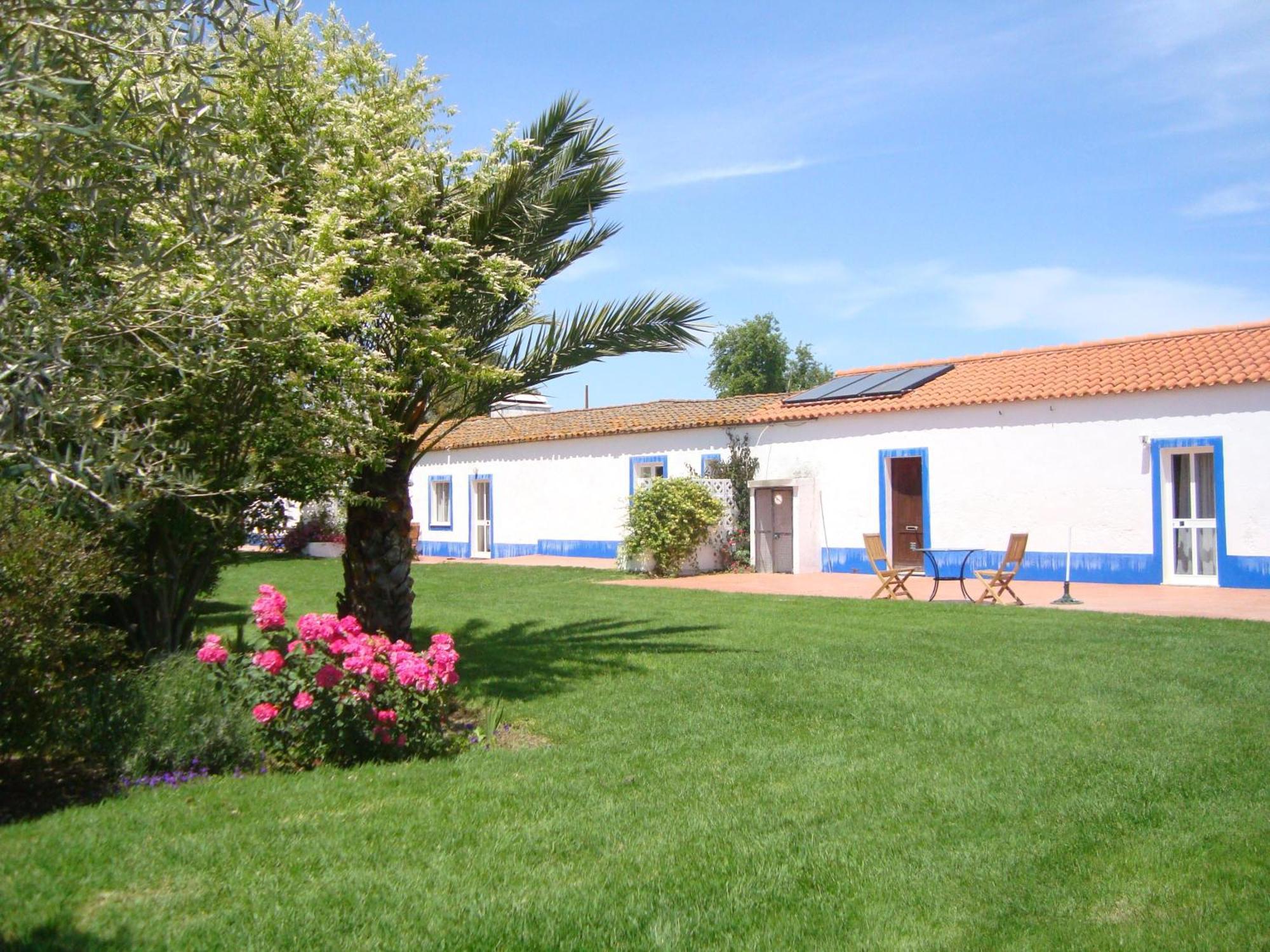 Monte Da Serralheira Agro Turismo Évora Dış mekan fotoğraf