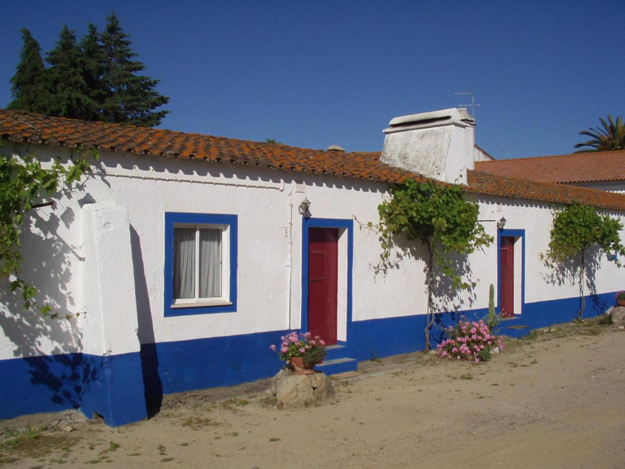 Monte Da Serralheira Agro Turismo Évora Dış mekan fotoğraf