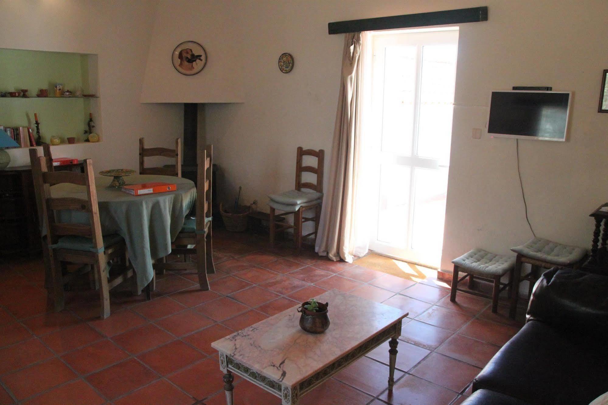 Monte Da Serralheira Agro Turismo Évora Dış mekan fotoğraf